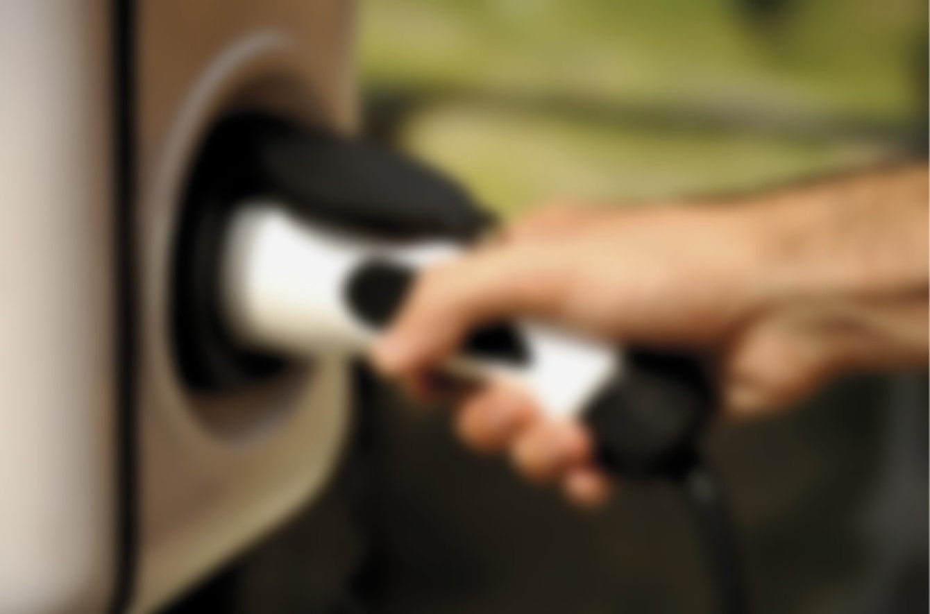Elektro&shy;mobilität bei Elektro Zoll in Kassow